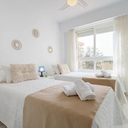 Hispanidad With Pool - Happy Apartamento Fuengirola